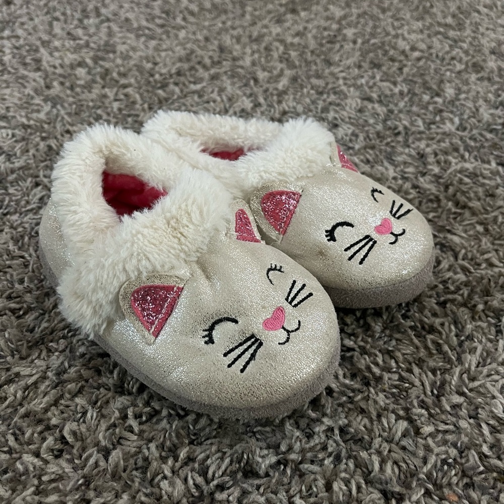 Kids shoes Size 7-8